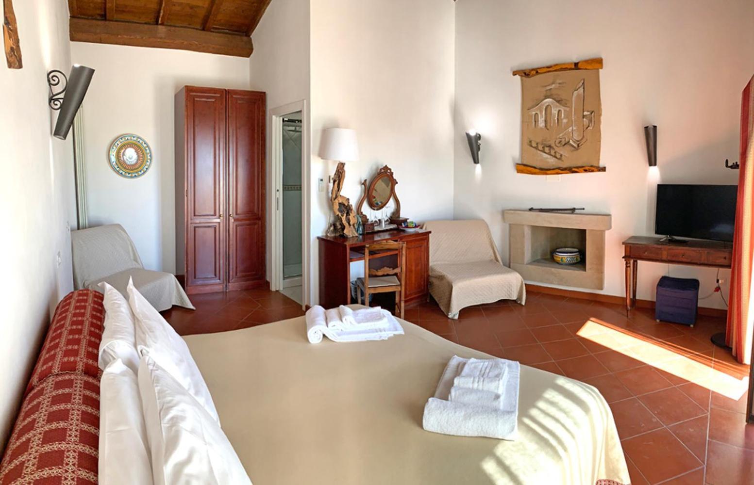 Resort Fonte Vulci Канино Экстерьер фото